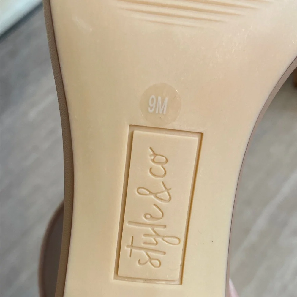 STYLE & CO NWT Women’s Size 9 Tan Beige Dress Formal Heels sandals - Picture 7 of 9
